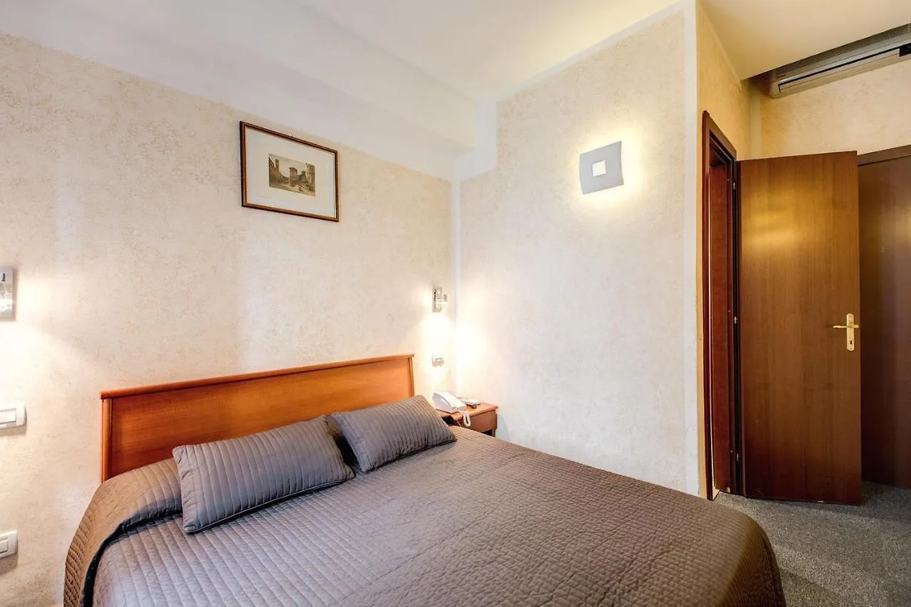 La Luna Romana Guest house Rome